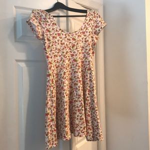 Nordstrom’s Soprano Floral Dress